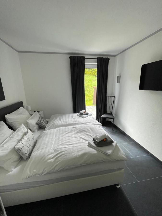 Max Apartment